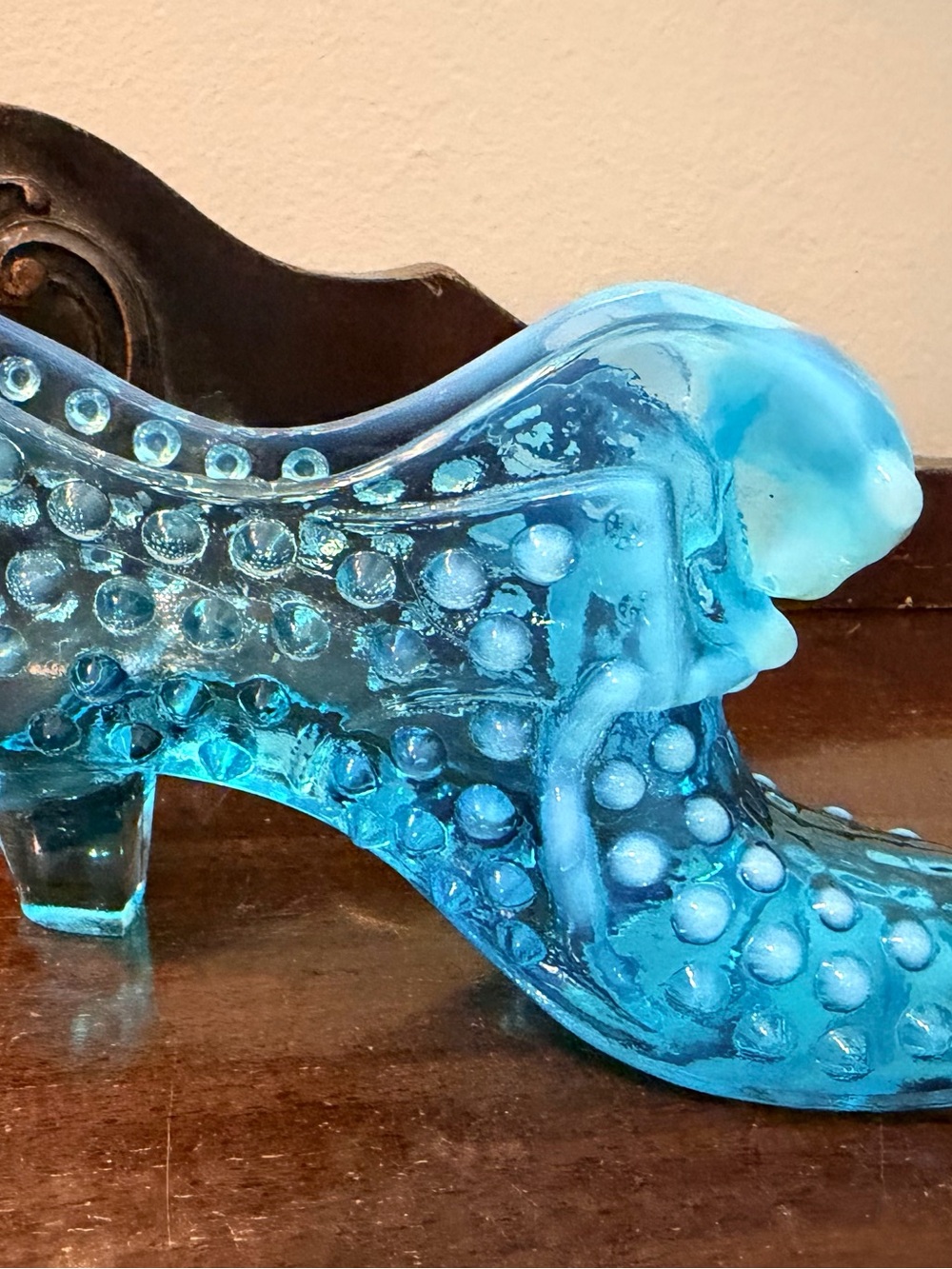 Vintage Fenton Opalescent Hobnail Cat Head Glass Slipper